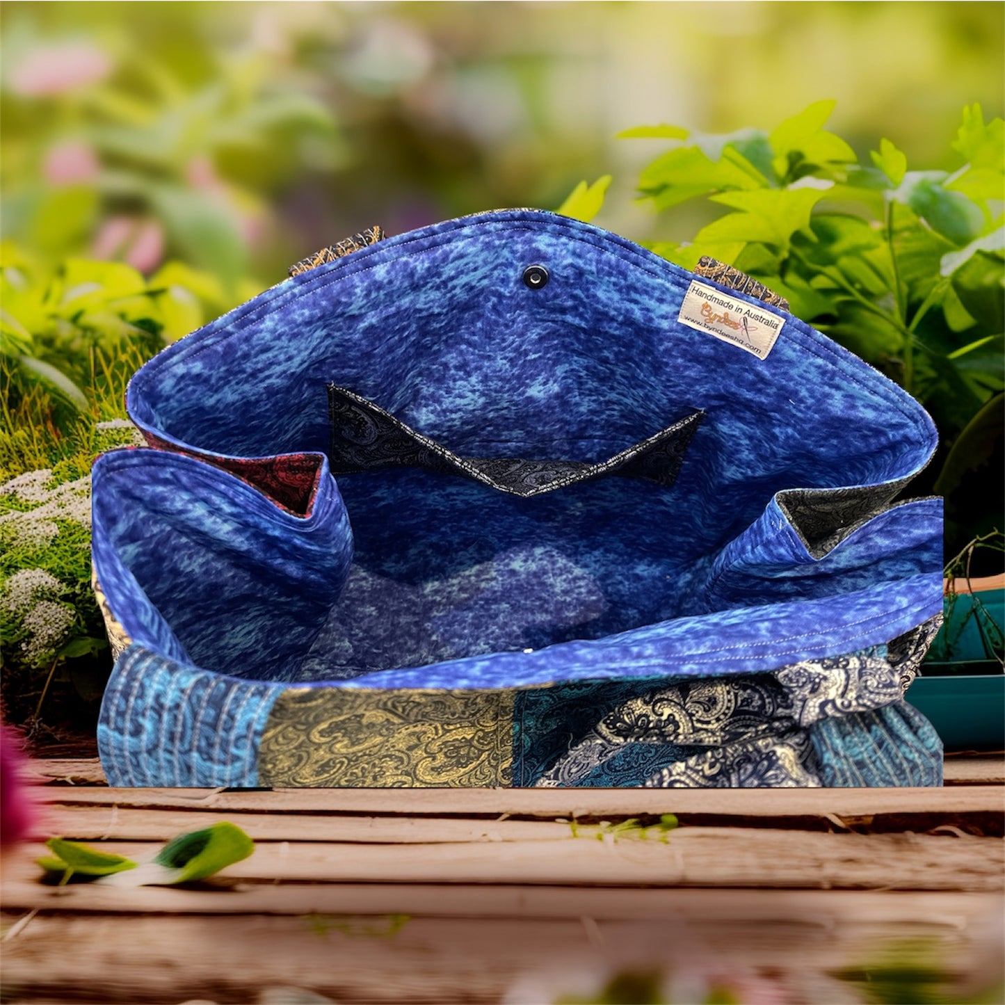 Envy Bag - Paisley with Blue Lining