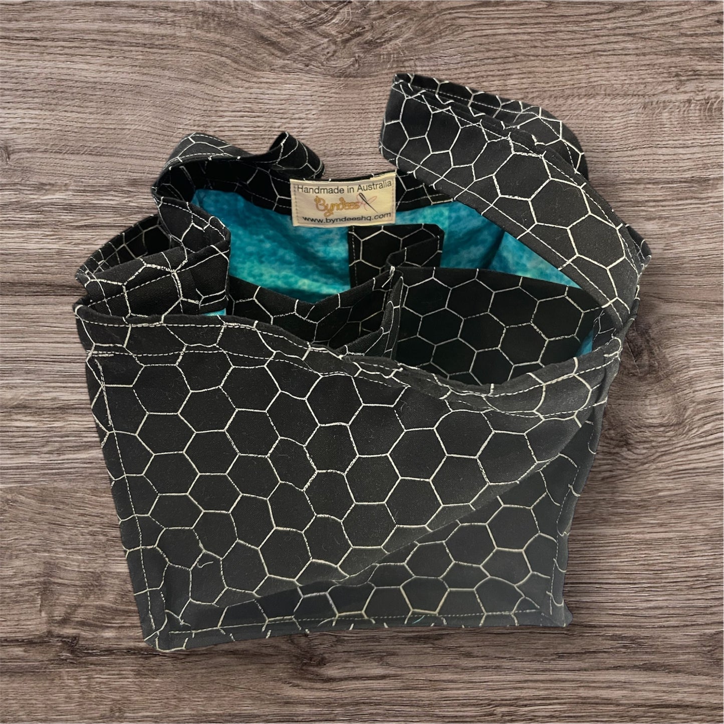 4 Cup Coffee Cup Caddy - Black & White Wire Pattern w Lite Blue Lining