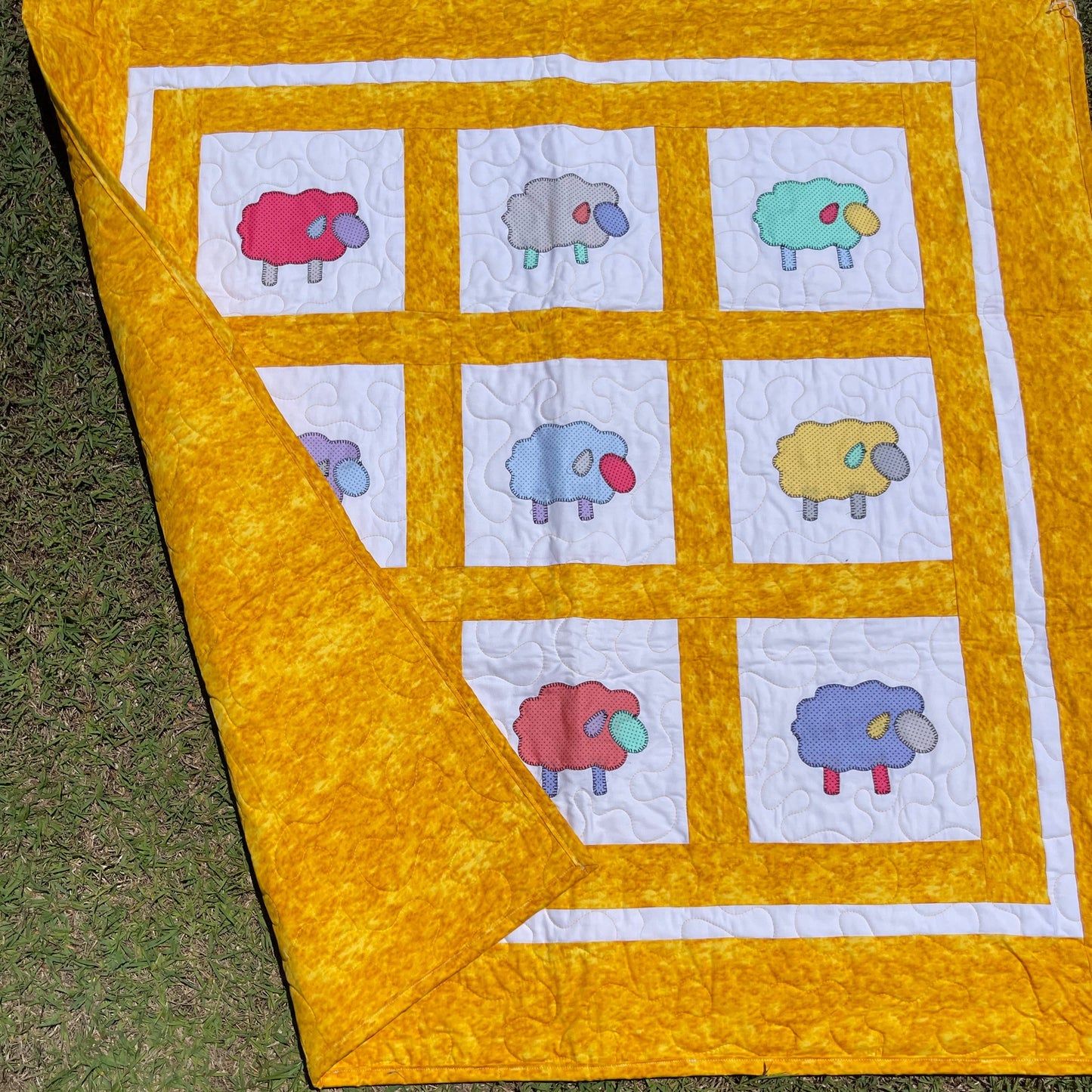 Cute Applique Quilts Finished Size 38" x 38" Approx
