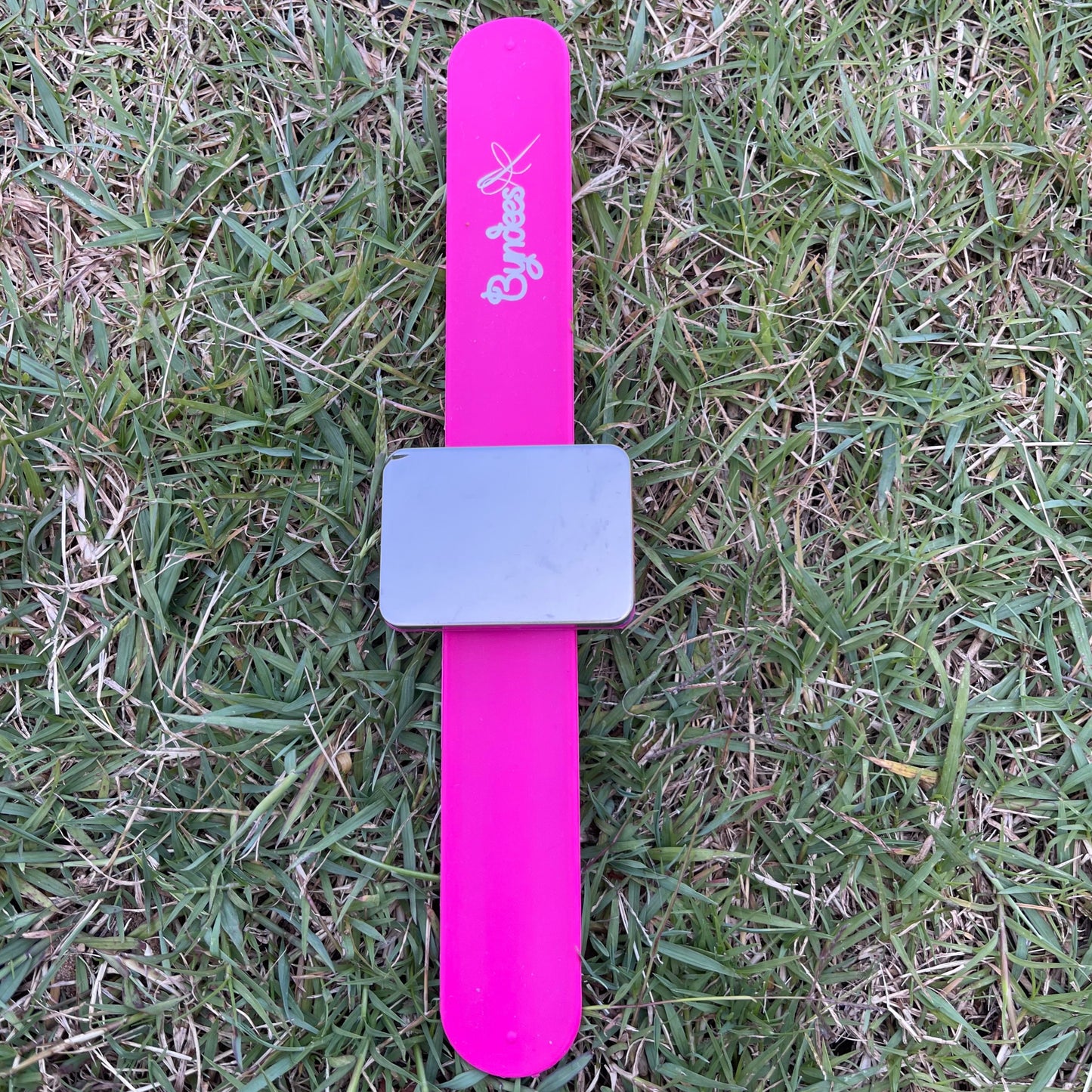 Wristband Magnetic Pincushion - Rectangle Shaped