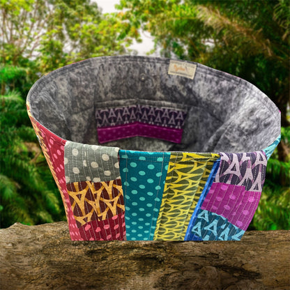 Totally Fun Bag - Dots & Arrows with Grey Lining