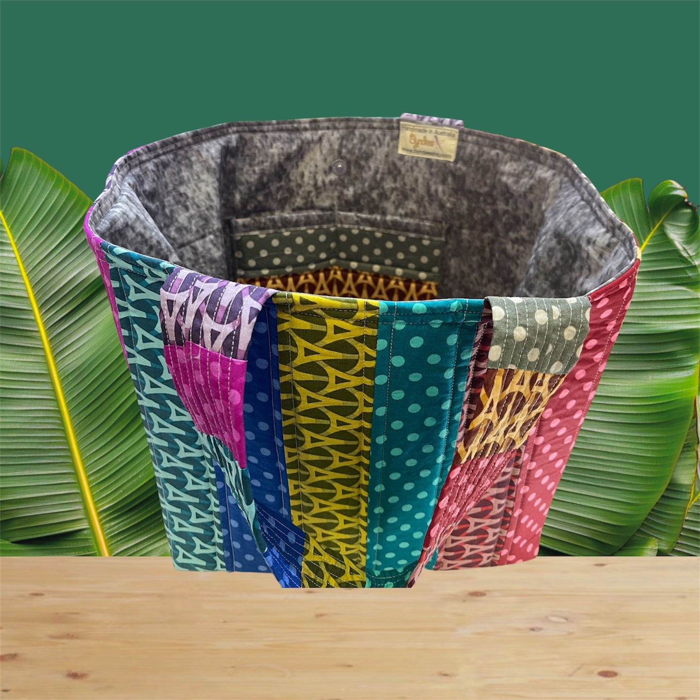 Totally Fun Bag - Dots and Arrows with Grey Lining