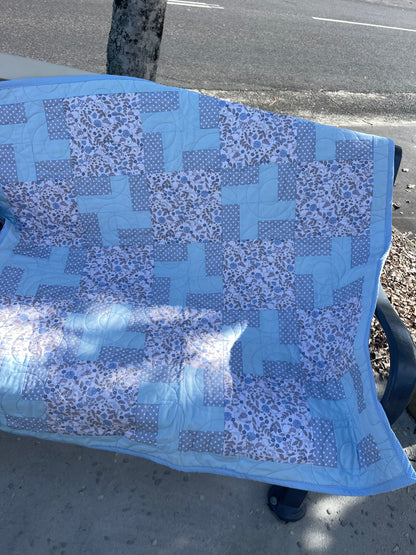 Double Twirl Quilt Finished Size 44" x 44" Approx