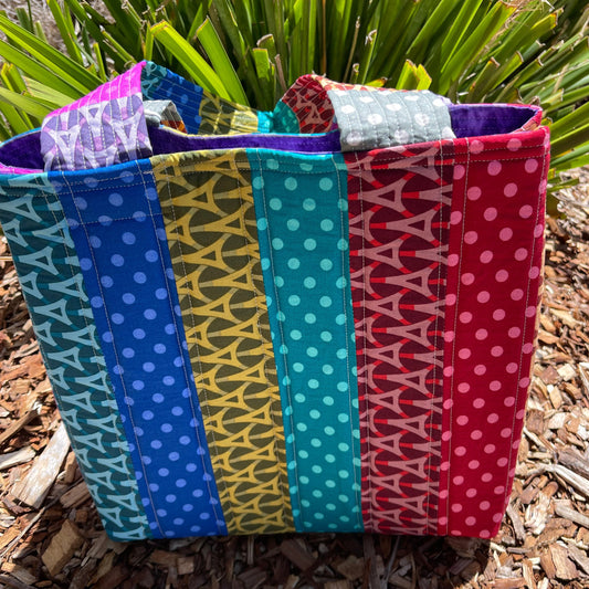 Totally Fun Bag - Dots & Arrows with Purple Lining