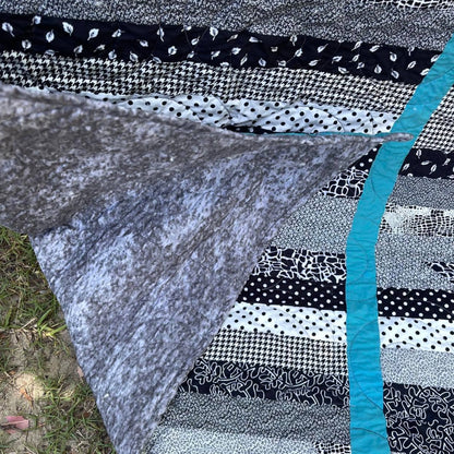 Black & White with Teal Quilt Finished Size 54" x 64" Approx
